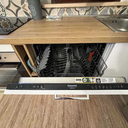 Casa Antia, Nuovo Bilocale Con Giardino In Con Piscina * Numana