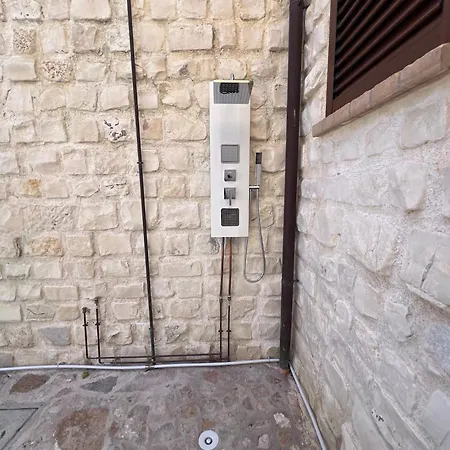 Casa Antia, Nuovo Bilocale Con Giardino In Con Piscina *