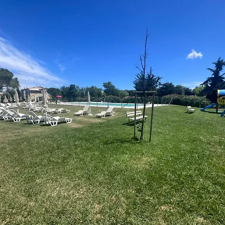 Casa Antia, Nuovo Bilocale Con Giardino In Con Piscina Semesterpark