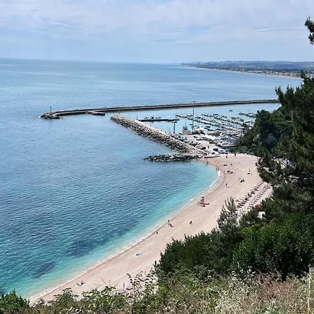 Casa Antia, Nuovo Bilocale Con Giardino In Con Piscina *