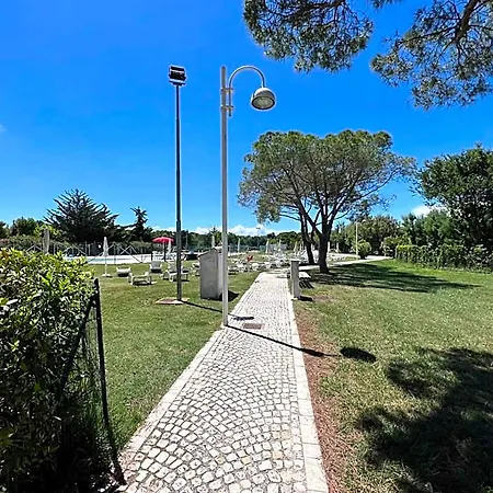 Casa Antia, Nuovo Bilocale Con Giardino In Con Piscina Feriepark