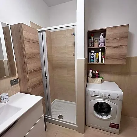 Casa Antia, Nuovo Bilocale Con Giardino In Con Piscina منتزه العطل نومانا