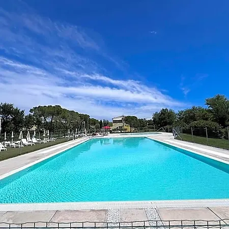 Casa Antia, Nuovo Bilocale Con Giardino In Con Piscina Feriepark