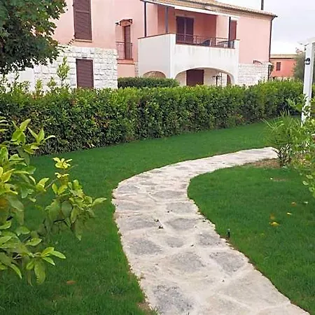 Feriepark Casa Antia, Nuovo Bilocale Con Giardino In Con Piscina Numana