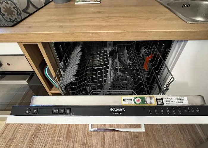 Casa Antia, Nuovo Bilocale Con Giardino In Con Piscina * Numana