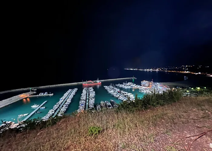 Casa Antia, Nuovo Bilocale Con Giardino In Con Piscina Holiday park Numana