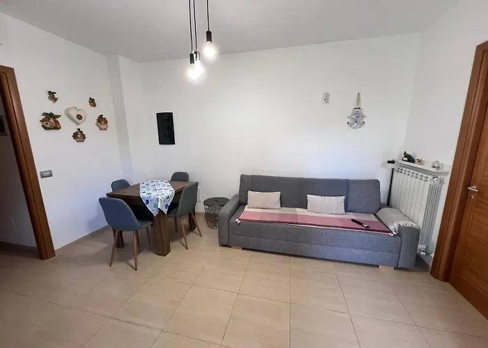 Casa Antia, Nuovo Bilocale Con Giardino In Con Piscina *